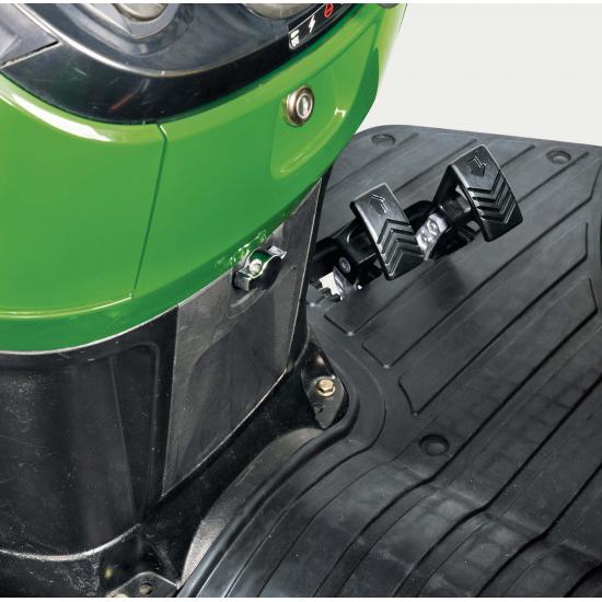 John Deere 3038R