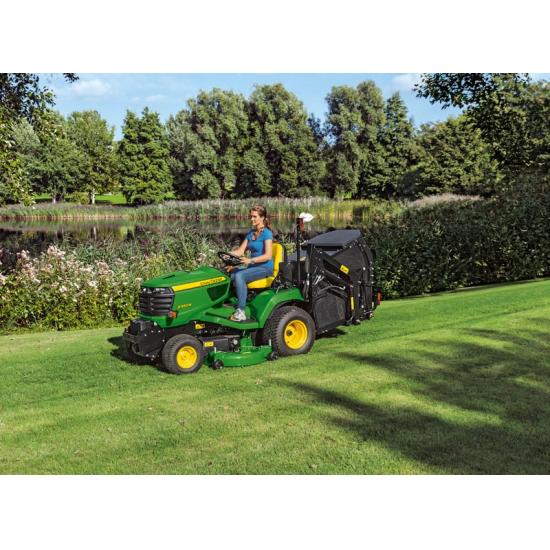 John Deere X950R with 48” cut Low dump collector