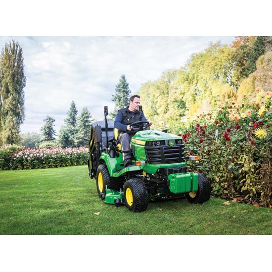 John Deere X950R with 48” cut Low dump collector