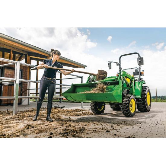 John Deere 3038R