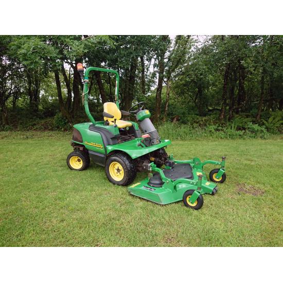 John Deere 1445