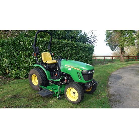 John Deere 2720
