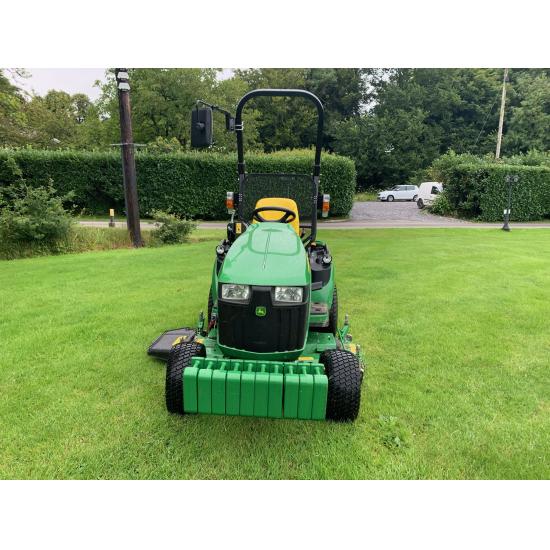 John Deere 1026R
