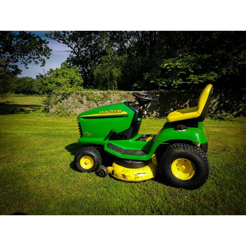 John Deere LT160 - Used