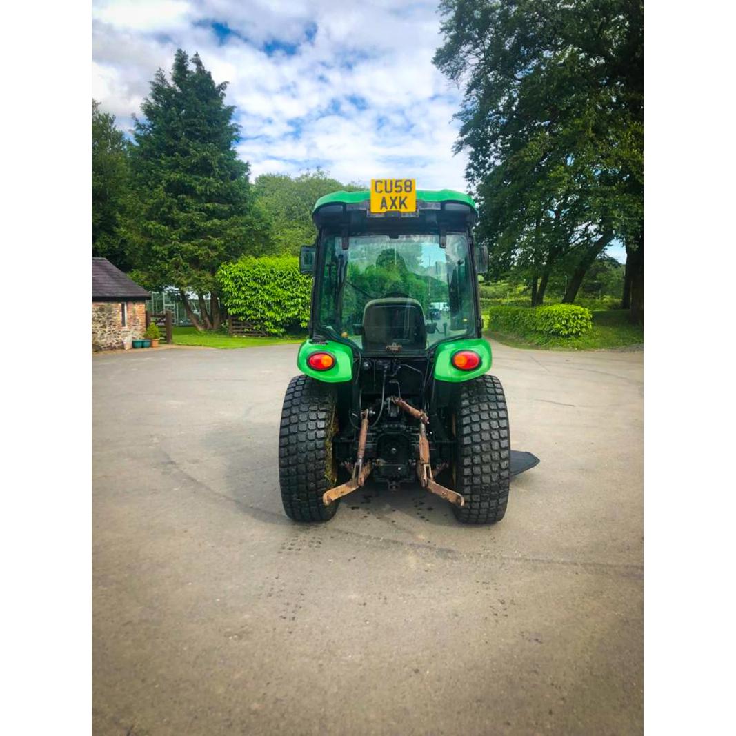 John Deere 3720