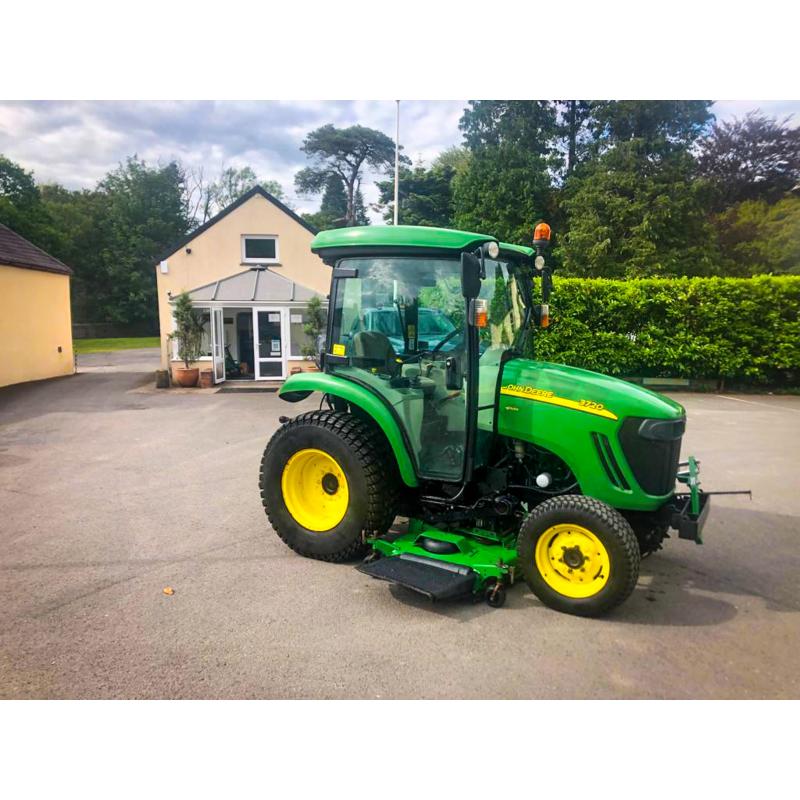 John Deere 3720