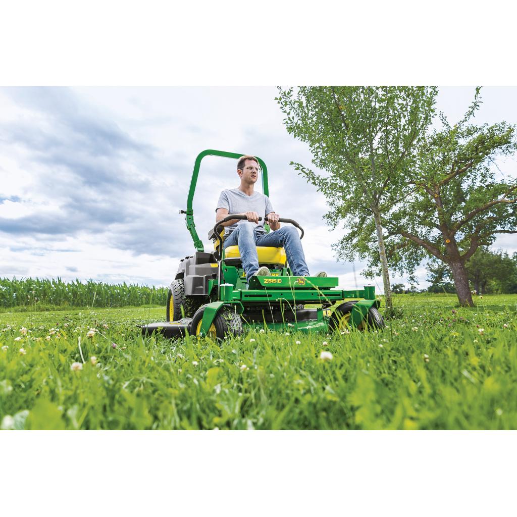 John Deere Z515E Zero Turn Mower Powercut
