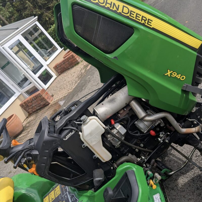 Used John Deere X940