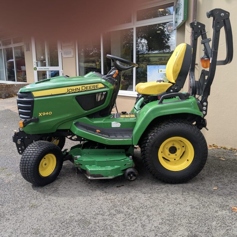 Used John Deere X940