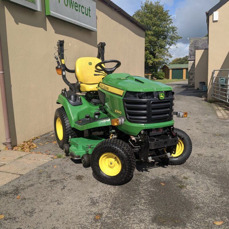 Used John Deere X940