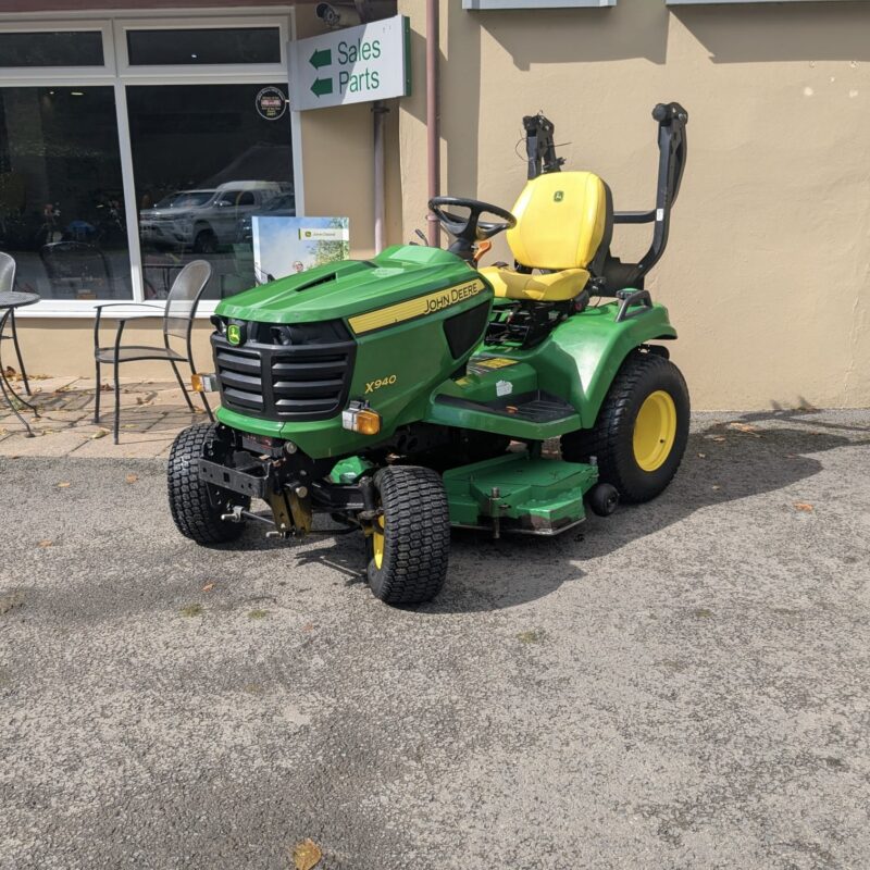 Used John Deere X940 Diesel Garden Tractor