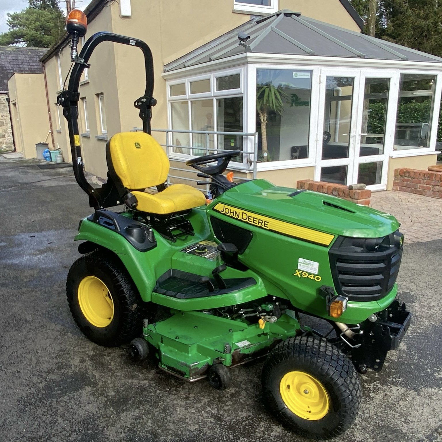Used John Deere X940
