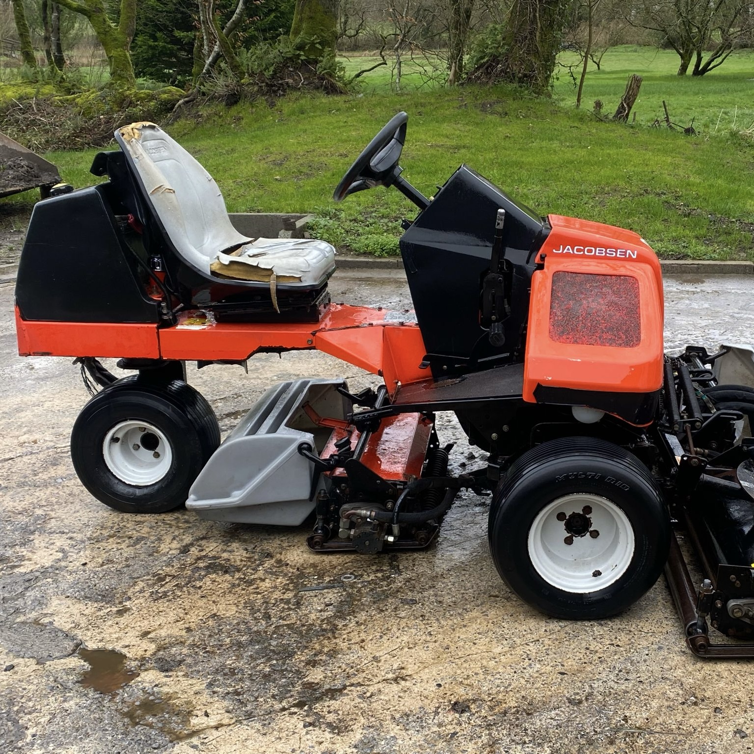 Used Jacobsen Tri King for spares and repairs